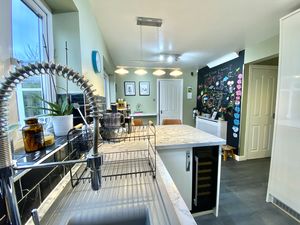 Breakfast Kitchen- click for photo gallery